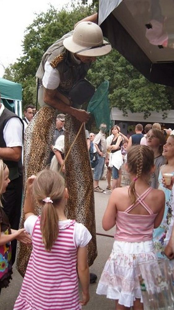 Professionelle Stelzenlufer Leipzig - DER Fest Hhepunkt